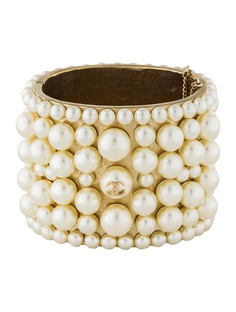 chanel double strand pearl bracelet|chanel cuff bracelet women.